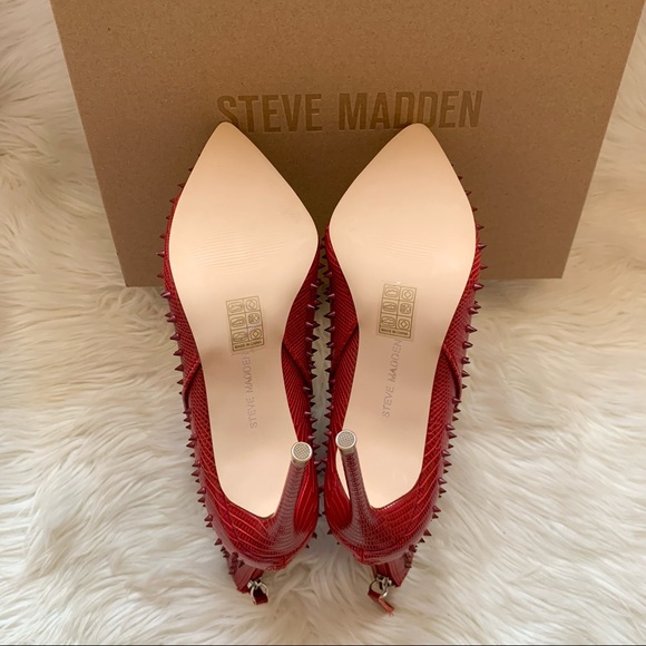 New! STEVE MADDEN Via-S Spike Ankle Zipper Booties - Picture 14 of 14